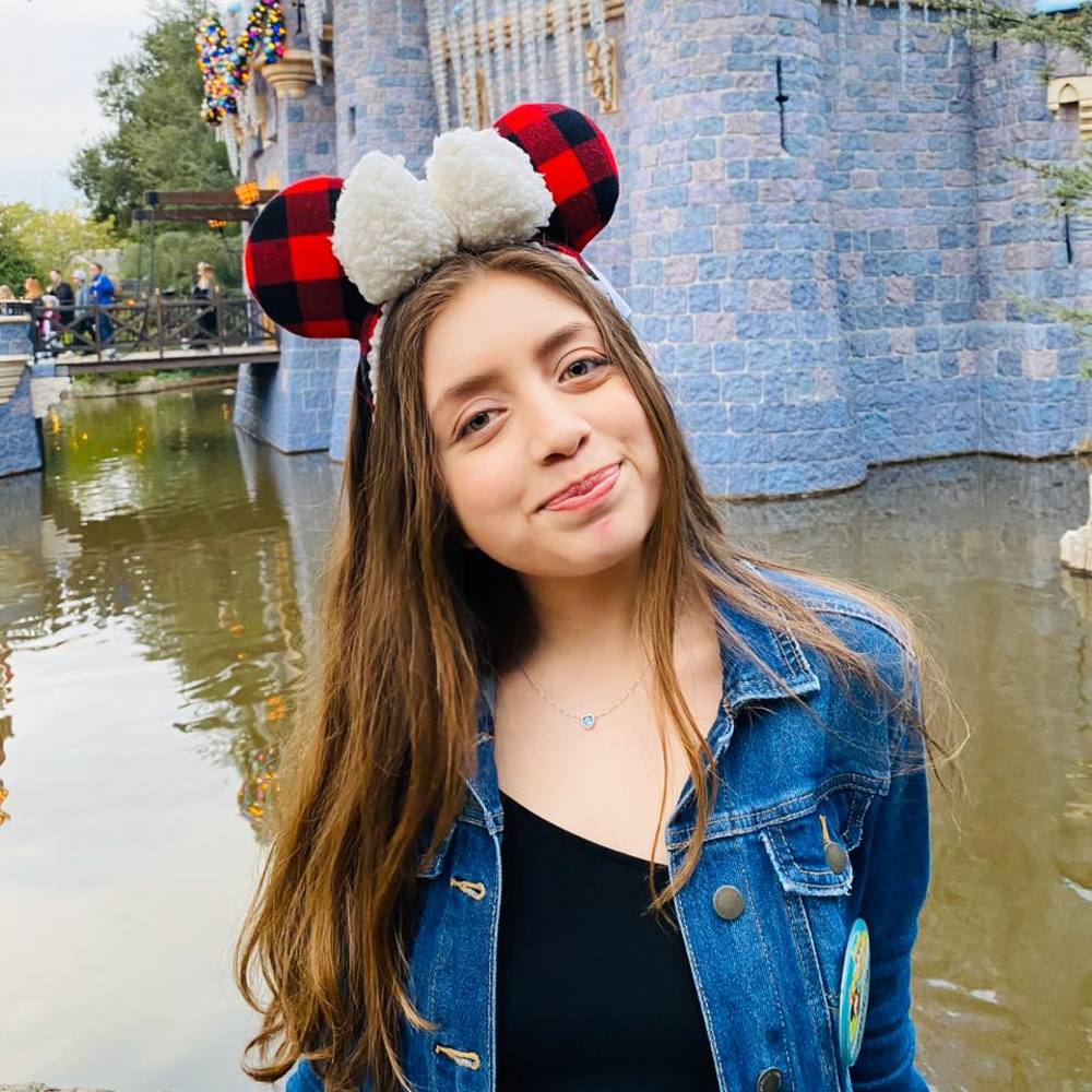 Meet your Posher, Savannah